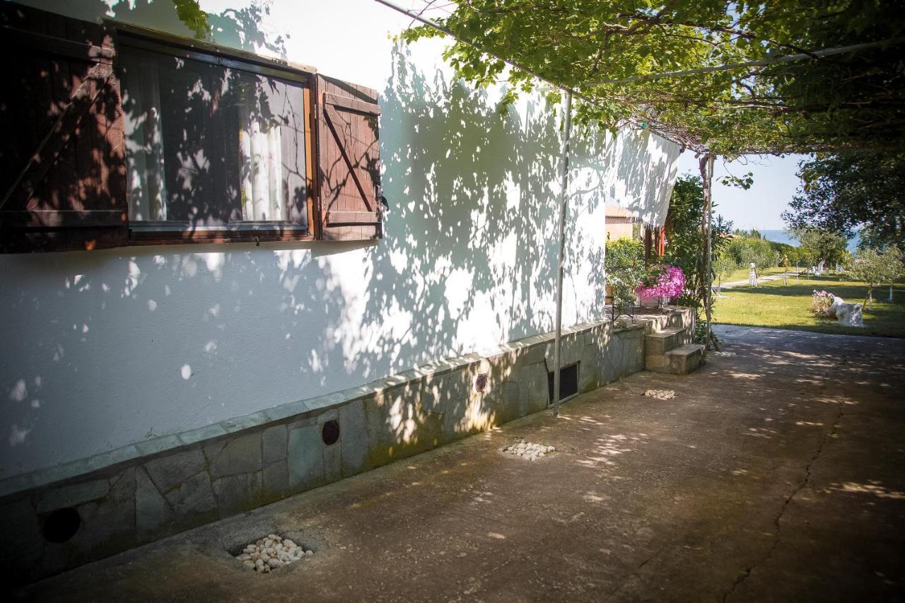 Villa Estate Irene à Alexandroúpoli Extérieur photo